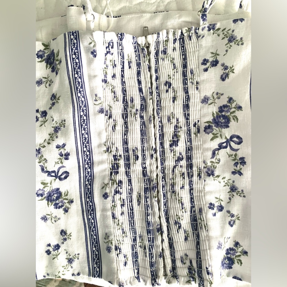 Reformation Overland Linen Tank Top, White and Blue Floral - Picture 8 of 10